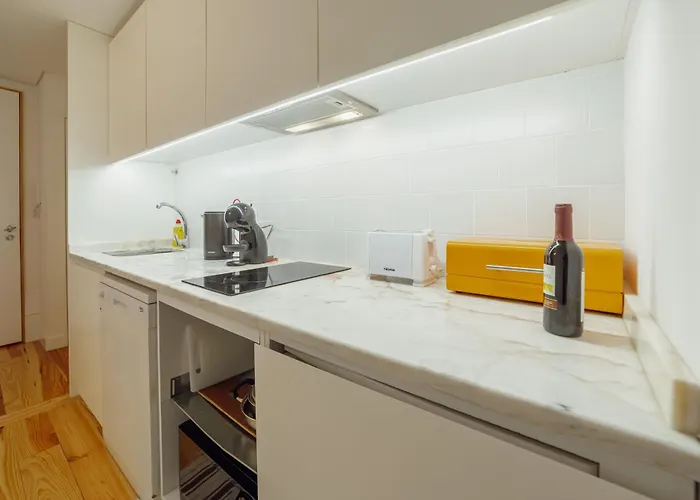 Apartment Downtown Almada By Homing *