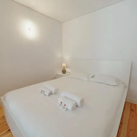 Downtown Almada By Homing Apartment *