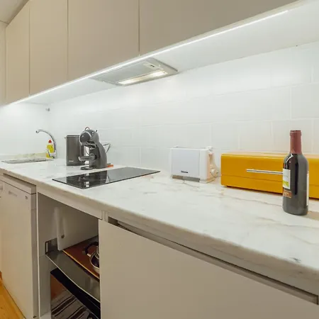 Downtown Almada By Homing Apartment